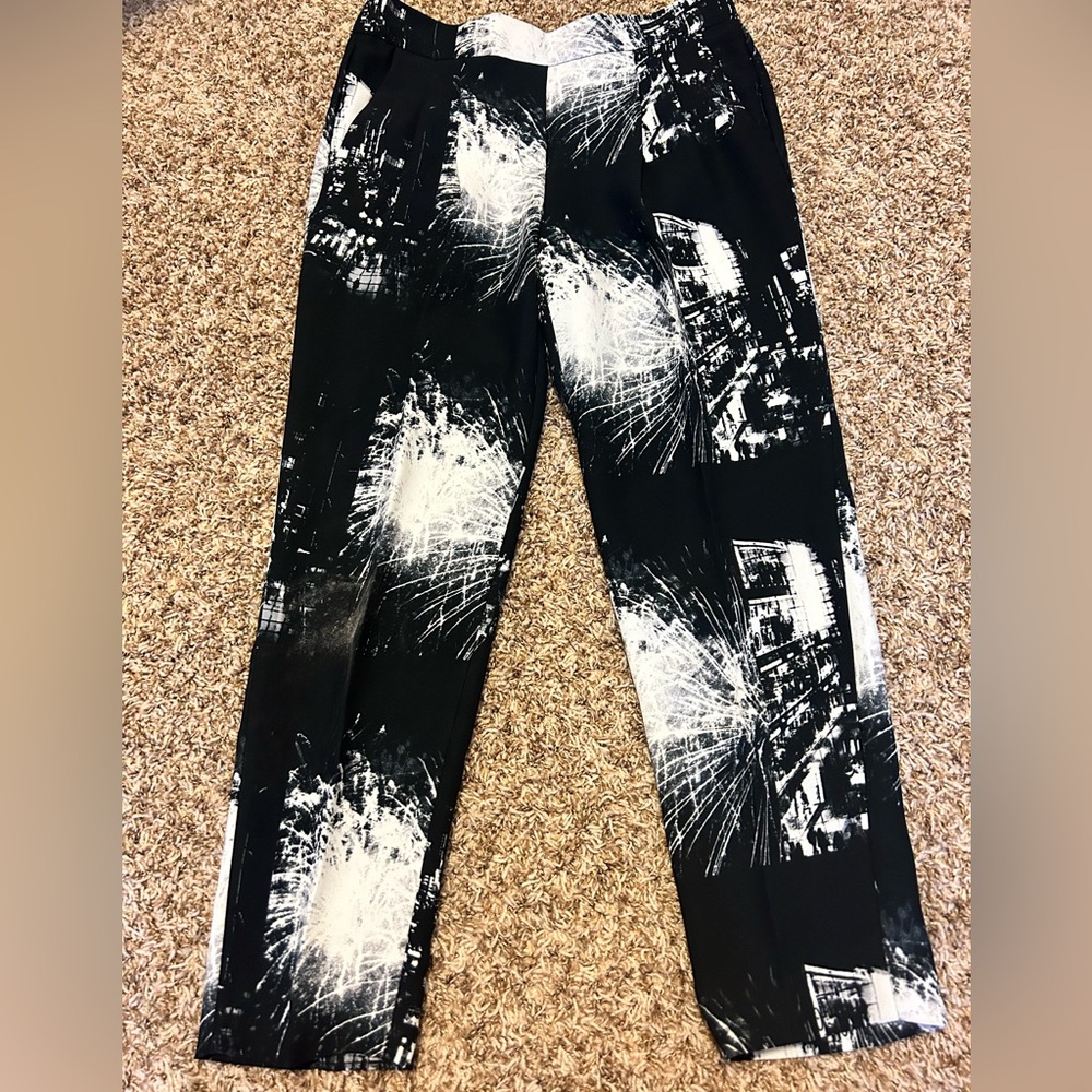 Babaton black/white fun dress pants, size 2!